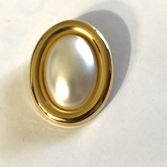 Pearl Scarf Clip, Gold Tone Oval Retro Vintage Office Siren Regency - Picture 2 of 7